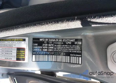 2009 Mercedes-Benz C 300 Luxury 4Matic/Sport 4Matic from USA, damaged, VIN WDDGF81X59F227384